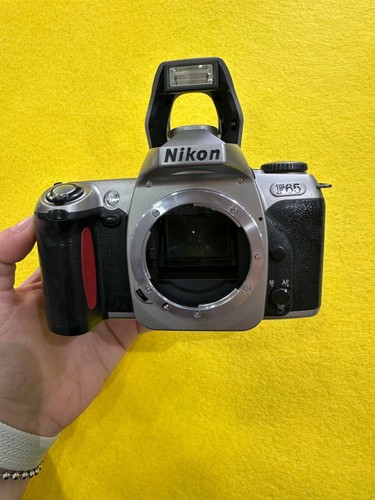 Nikon f65 body - 35mm, vintage