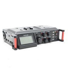 Tascam DR-70D Dispositivo di