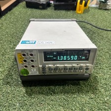 Multimetro digitale da banco