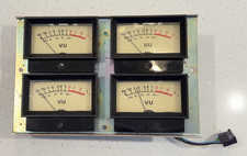 ** PER RICAMBI O RIPARAZIONI - NON TESTATO E COSÌ COM'È ** 4 Metri VU Componex 2LX