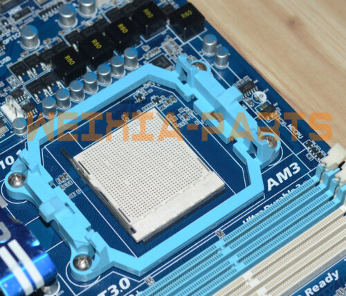 Una scheda madre gigabyte - una,