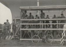 B3 -  Foto Photo Fotografia Anni 50 - Gruppo Spalti Bicicletta