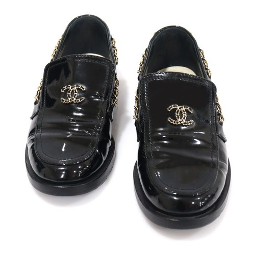 Chanel women loafer with cc - chanel,