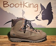 Aku Pilgrim lightweight boots