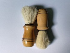 Coppia Di Pennelli Da Barba