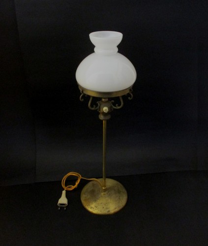 Antica grande lampada - antica,