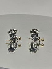 Orecchini teschio con borchie in argento sterling 925 placcato oro 18 kt A79
