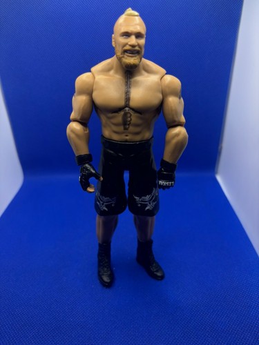 Brock lesnar wwe figure modern - wwe,