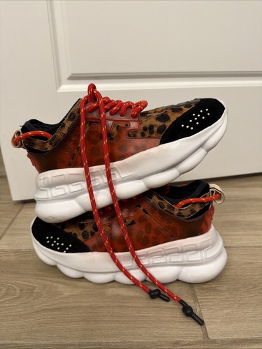 Versace chain reaction - reaction, 2