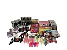 Make up Bundle surprise Box -5