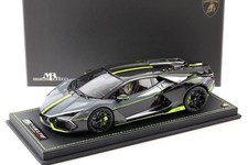 1:18 MR Collezione Lamborghini Revuelto Grigio Telesto/verde con Vetrina - Li