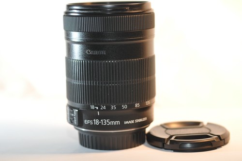 Canon 135mm 3 - ef-s, f/3.5-5.6