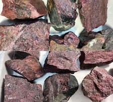 Esemplare di minerale cinabro