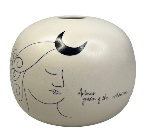 Artemis goddess wilderness - artemis, of