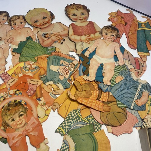 Bambole carta vintage - di,