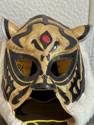 Uomo tigre maschera