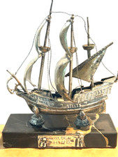 Statuina galeone vintage