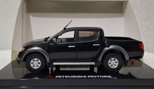Mitsubishi L200 Warrior Crew Pick Up Nero 1:43 Sun Star Edizione Rivenditore RARO (5)