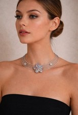 Collana girocollo rigida con - collana,