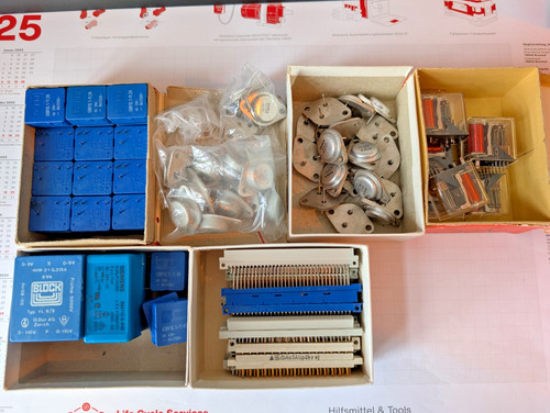Raccolta elettronica relè