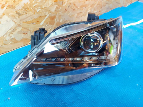 Faro proiettore anteriore seat - anteriore,