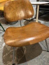 Poltrona Eames LCM Herman
