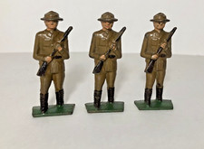 Antico soldatini giocattolo in