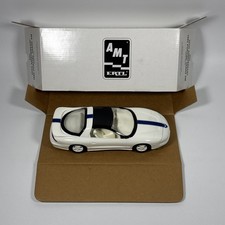 AMT ERTL - White 25th