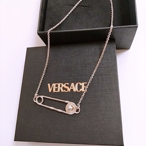 Collana catena spilla - , di