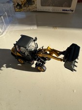 MINI CHARGEUSE KOMATSU WA 70