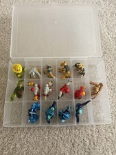 15 Gormiti (1 Rare Gold) + 2