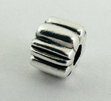 AUTENTICO Pandora ciondolo clip a costine in argento sterling 790163 ALE