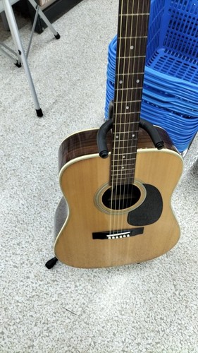 Chitarra acustica vintage