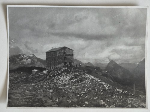 Monte rosa col olen rifugio - rosa,