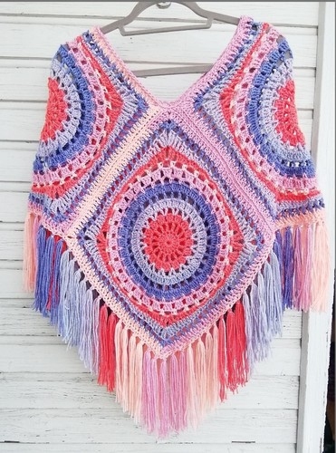 Poncho all uncinetto - all'uncinetto, *