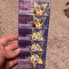 Lotto 10 Distintivi Bratz 2004