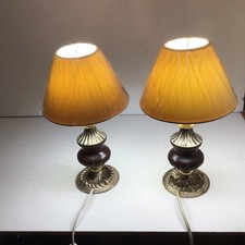 Coppia di lampade da comodino vintage in ottone