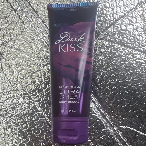 Bath body works - &,