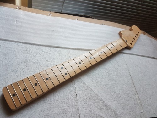 Collo stratocaster fender - fender,