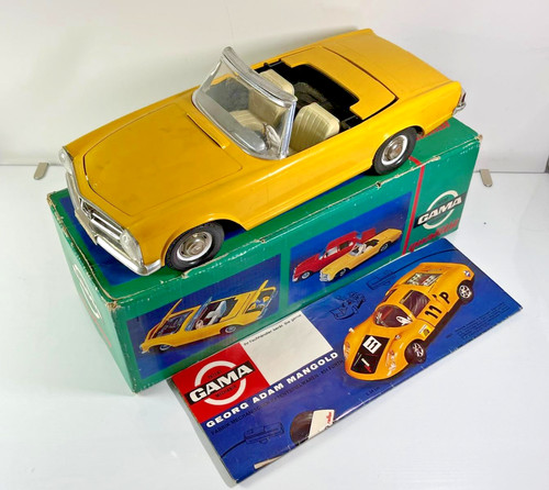 Tin plastic toy gama - tin,