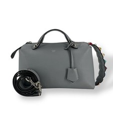 Borse a tracolla Fendi Roma in pelle con borchie 2 vie 28 cm grigio Made in Italy