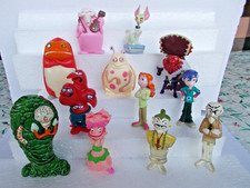 KINDER SORPRESA MONSTER