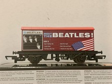 HORNBY R60300 CARRO CHIUSO 2