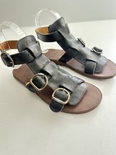 Nuovi sandali gladiatore
