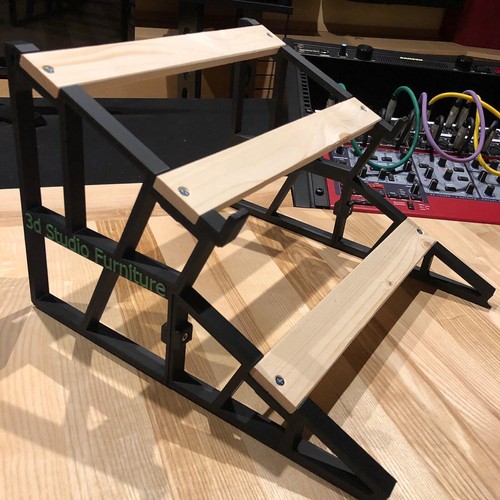 Synth stand roland boutique - synth,