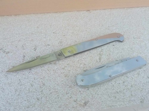 Coltello apertura manuale