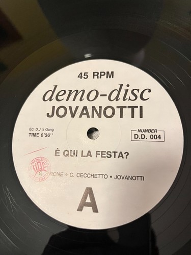 Jovanotti qui festa - e', festa?