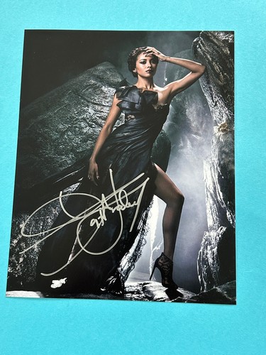 Kat graham vampire - diaries,