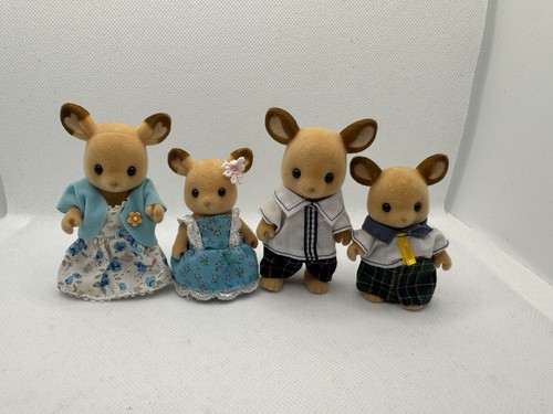 Sylvanian families buckley red - families,