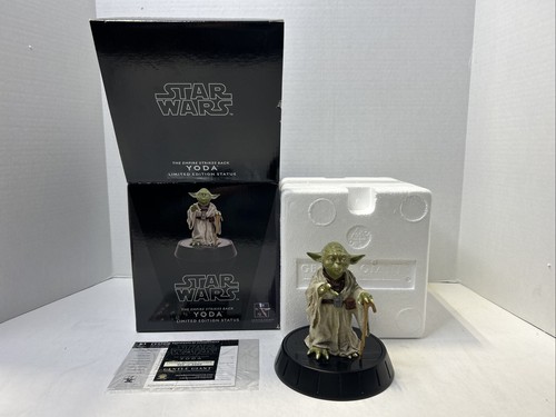 Statua yoda gentle giant - gentle, star